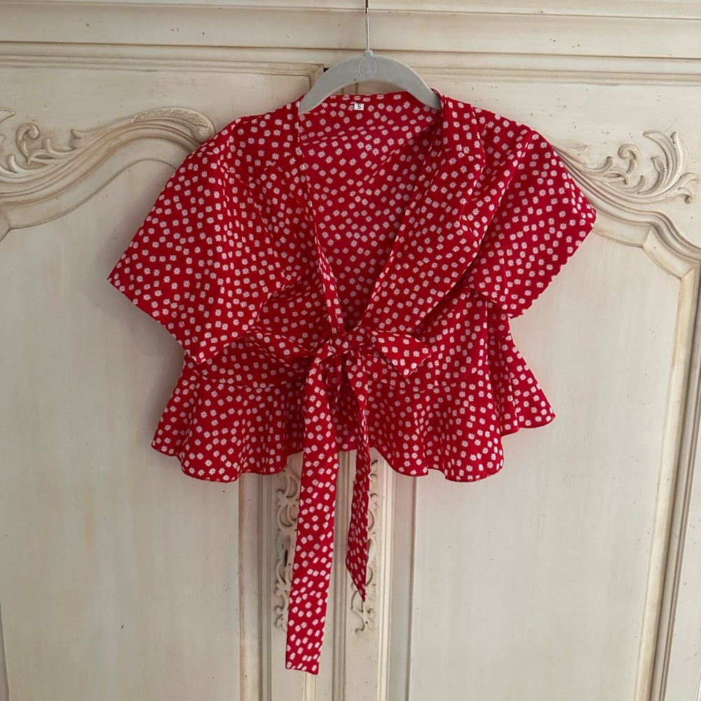 NEW Red Floral Ruffle Tie Crop Top S